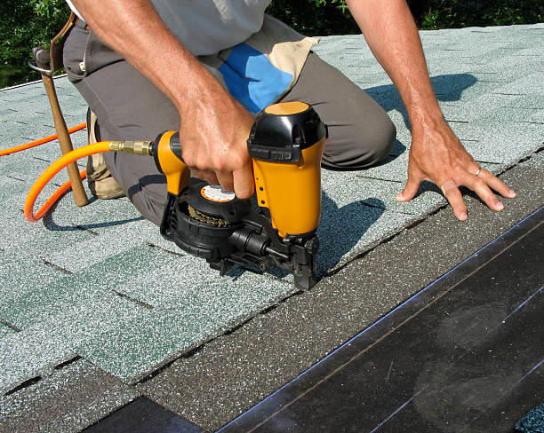 Roof Gutter Cleaning in Green Valley, CA